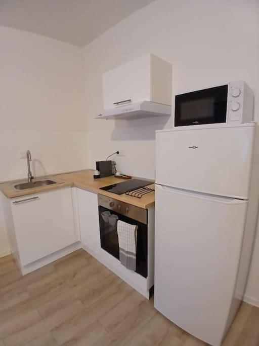 Appartement F1 Orchidee Мюлуз Экстерьер фото