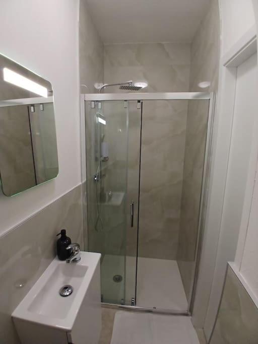Appartement F1 Orchidee Мюлуз Экстерьер фото